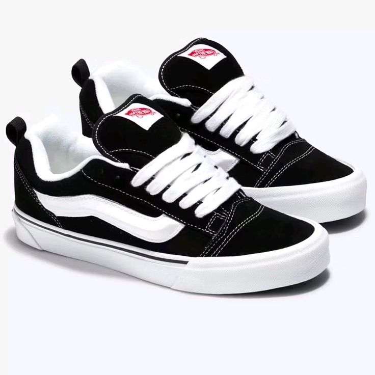 Vans Sneakers